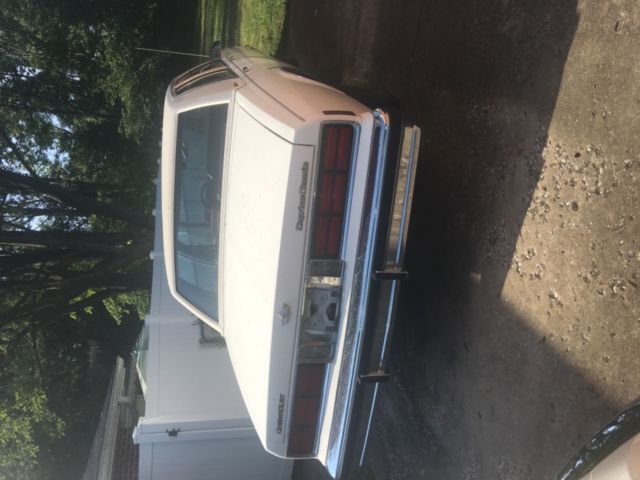 1986 Chevy Caprice Brougham 85,482 original Miles V8 5.0L Runs and drives 1986 Chevrolet Caprice Classic Broughan