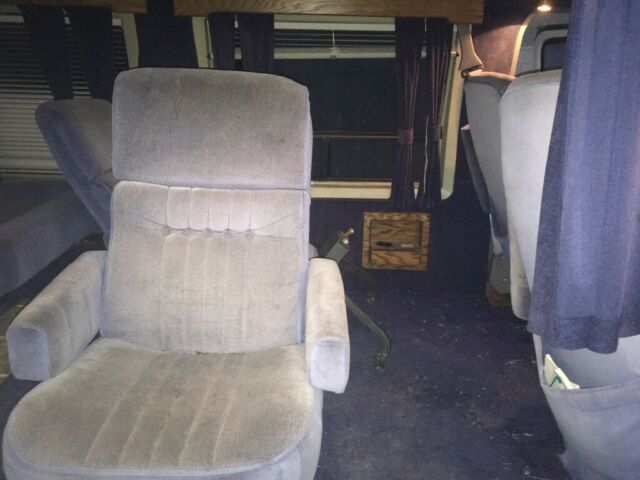 1986 Chevrolet G20 Van - photo 10