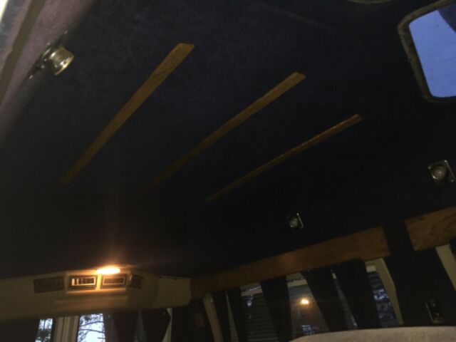 1986 Chevrolet G20 Van - photo 4
