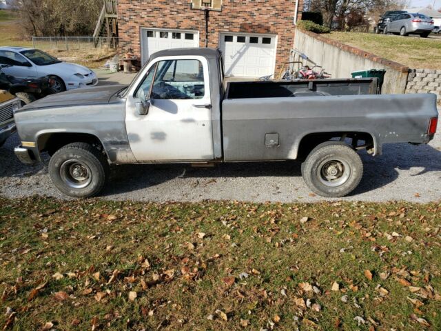 1986 Chevy K10 4 speed 1986 Chevrolet C/K Pickup 1500