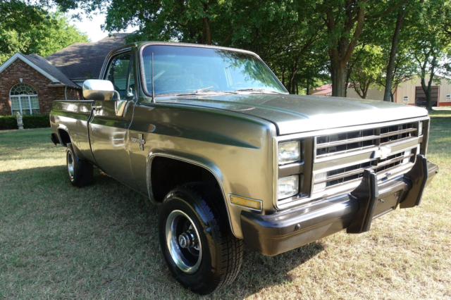 1986 Chevrolet C-10 - photo 3