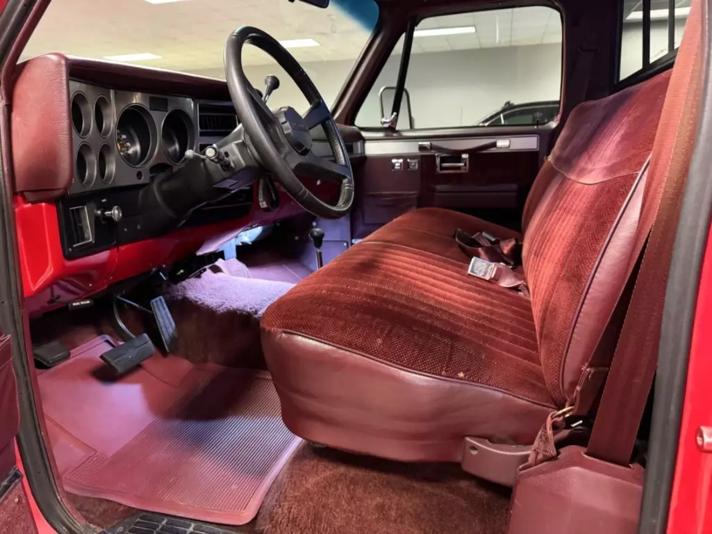 1986 Chevrolet C/K Pickup 3500 Silverado, 4x4 - photo 7