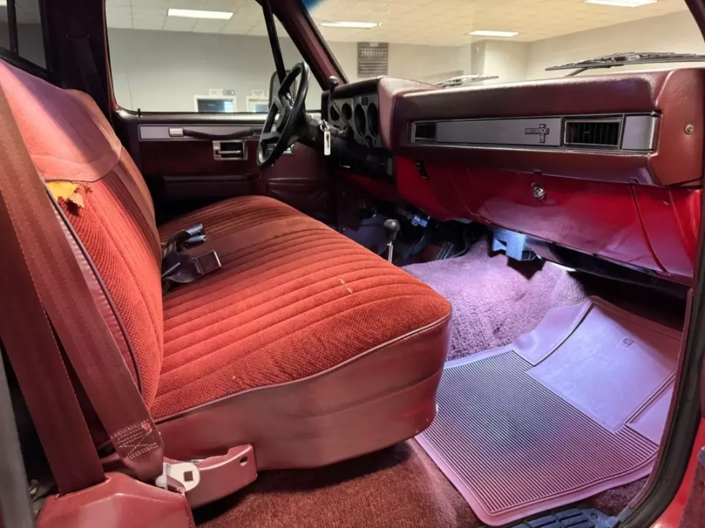 1986 Chevrolet C/K Pickup 3500 Silverado, 4x4 - photo 8