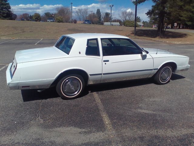 1986 Chevrolet Monte Carlo - photo 6