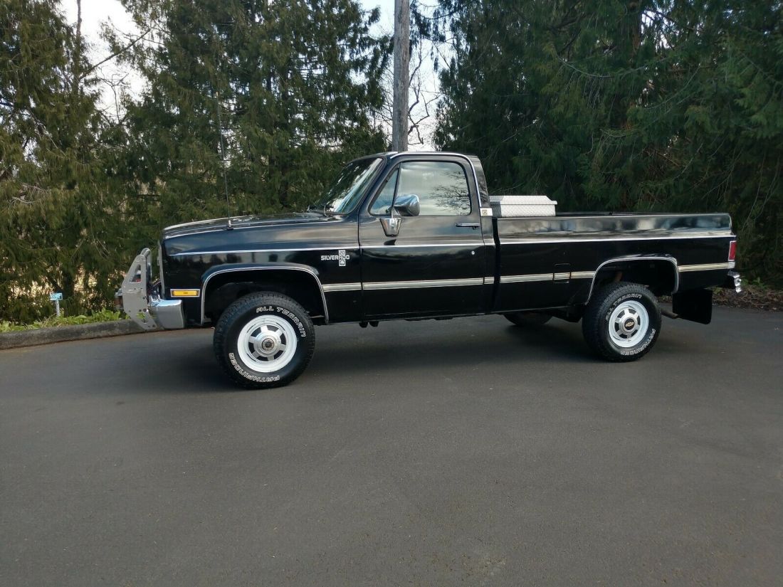 1986 Chevy Silverado 3/4 Ton 4x4 56k Original Miles 350 AT Worldwide NO RESERVE 1986 Chevrolet Silverado 2500 Silverado