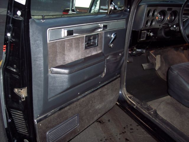 1986 Chevrolet C/K Pickup 2500 - photo 9