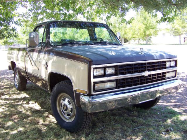 1986 Chevrolet Silverado 3500 C30 1 ton fleetside - photo 2