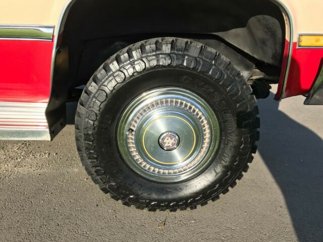 1986 Chevrolet Suburban Silverado - photo 10