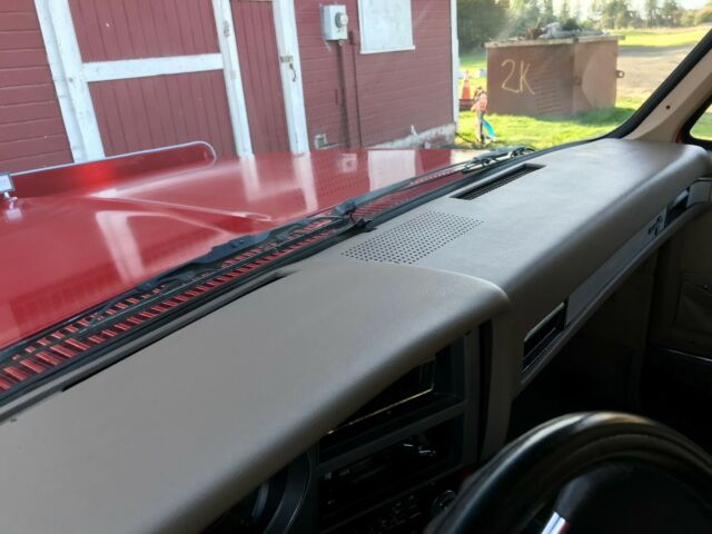 1986 Chevrolet Suburban Silverado - photo 13