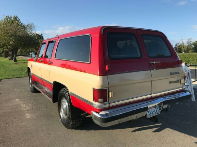 1986 Chevrolet Suburban Silverado - photo 6