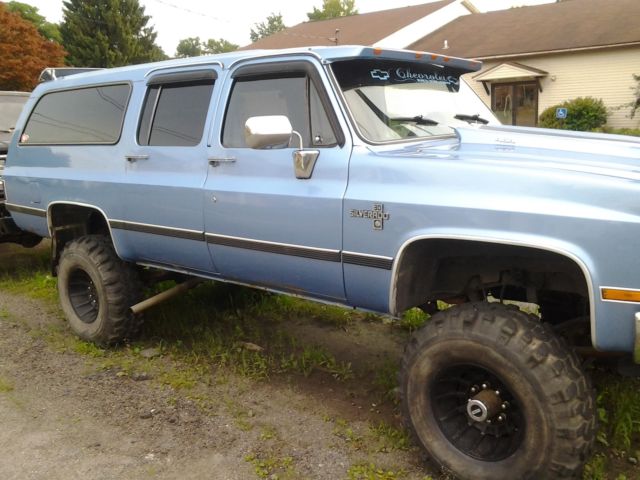 1986 Chevrolet Suburban - photo 3