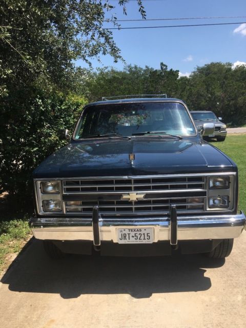 1986 Chevrolet Suburban Silverado - photo 3