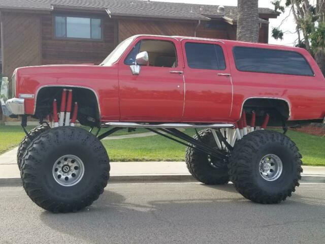 1986 Chevrolet Suburban 4X4 4WD Monster Lifted Hot Rod Custom - photo 11