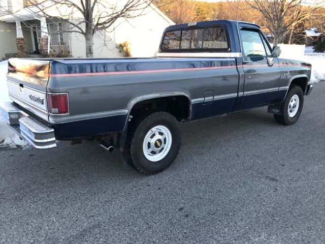 1986 Chevrolet C/K Pickup 2500 SILVERADO K20 4X4 CHEVY TRUCK - photo 8