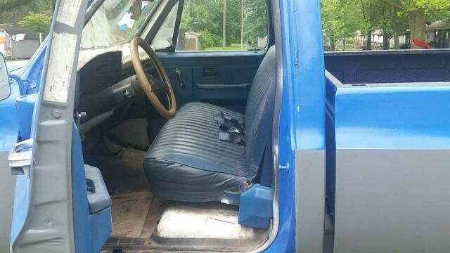 1986 Chevrolet C/K Pickup 2500 custom deluxe - photo 5