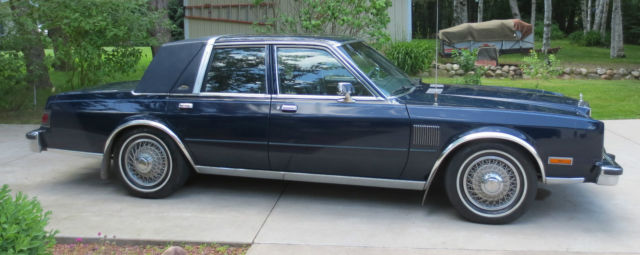 1986 Chrysler Fifth 5th Avenue 5.2L 4-Door Midnight Blue Sedan Collector Car 1986 Chrysler Other