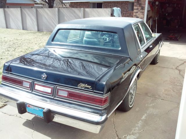 1986 Chrysler Fifth Avenue - photo 4