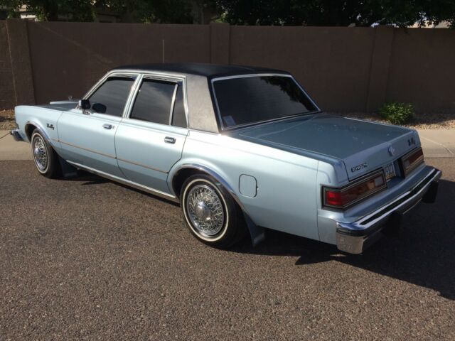1986 Chrysler Other 4 door sedan - photo 5