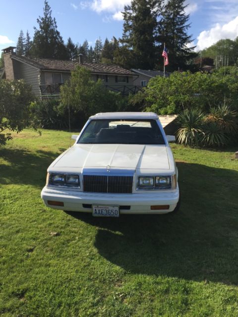 1986 Chrysler LeBaron - photo 3