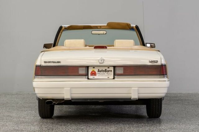 1986 Chrysler LeBaron -- - photo 8
