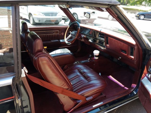 1986 Chrysler LeBaron - photo 3