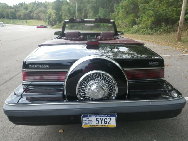 1986 Chrysler LeBaron - photo 3
