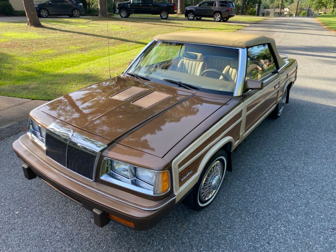1986 Chrysler Lebaron Convertible-Turbo all paper work since new 1986 Chrysler LeBaron