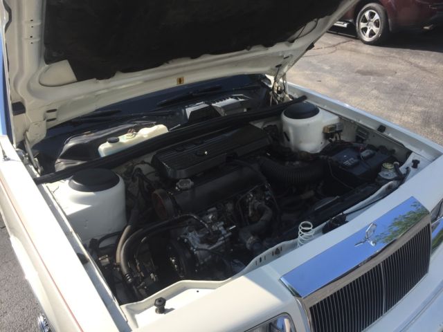 1986 Chrysler LeBaron - photo 2