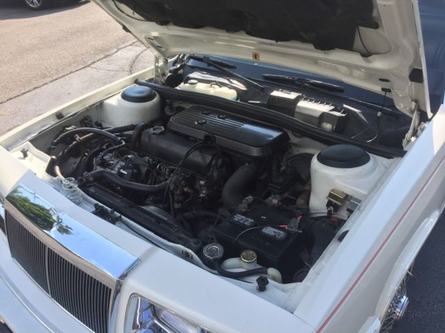 1986 Chrysler LeBaron - photo 3