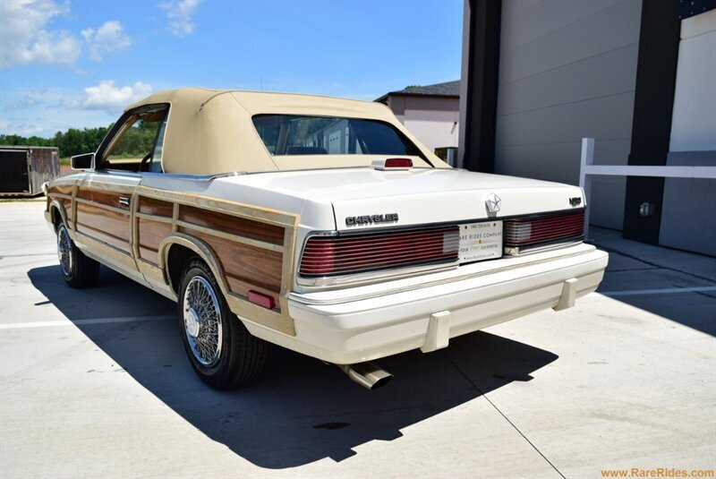 1986 Chrysler LeBaron Mark Cross Town & Country - photo 3