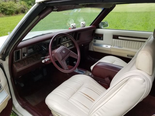 1986 Chrysler LeBaron Convertable - photo 6