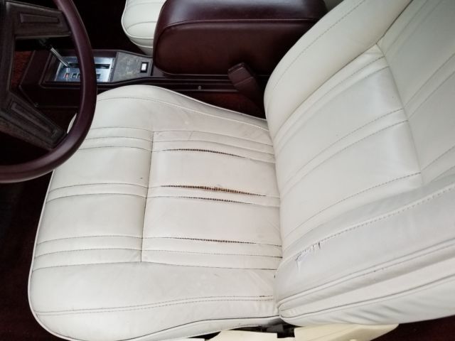 1986 Chrysler LeBaron Convertable - photo 7