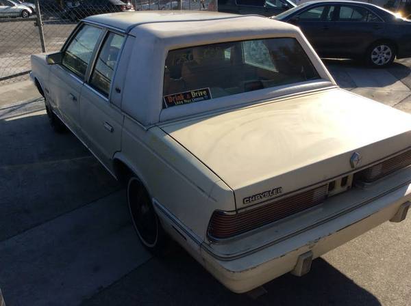 1986 Chrysler LeBaron Mark Cross Leather - photo 6
