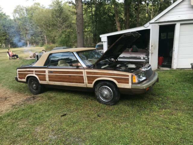 1986 Chrysler Lebaron Woody 1986 Chrysler LeBaron