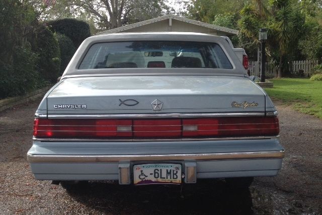 1986 Chrysler New Yorker Base Sedan 4-Door - photo 3
