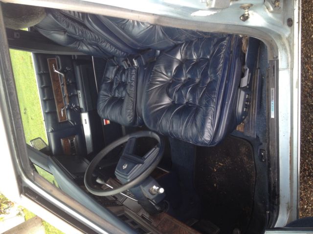 1986 Chrysler New Yorker Base Sedan 4-Door - photo 5