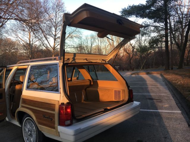 1986 Chrysler Town & Country WOODY - photo 13