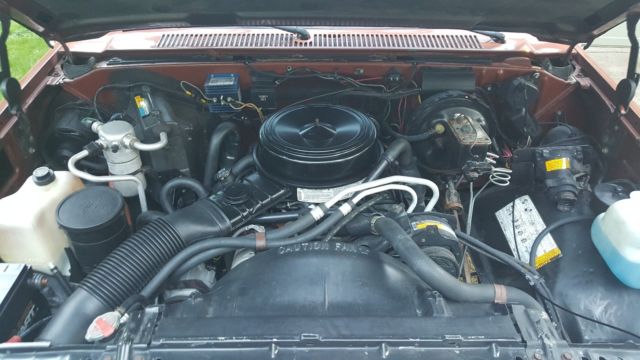 1986 Chevrolet C/K Pickup 2500 Silverado - photo 10
