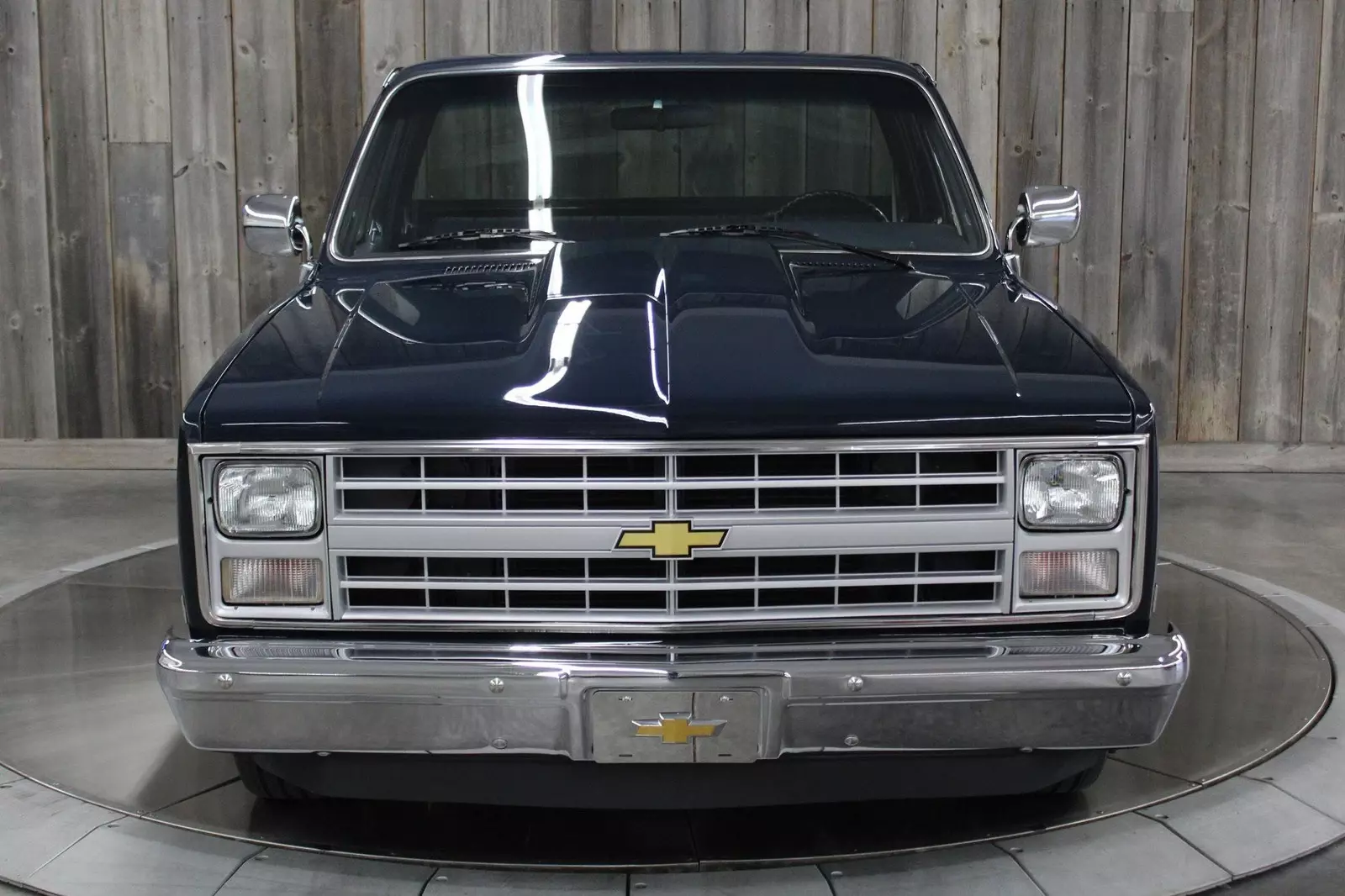 1986 Chevrolet C/K Pickup Restored with 6.0 LS Conversion Engine AC Auto - photo 8