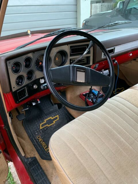 1986 Chevrolet Other Pickups Leer Fiberglass 8' camper top - photo 4