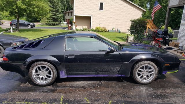 1986 Chevrolet Camaro Contempo - photo 2