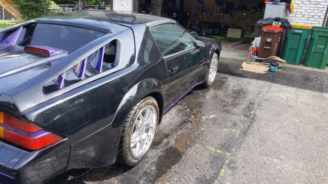 1986 Chevrolet Camaro Contempo - photo 3