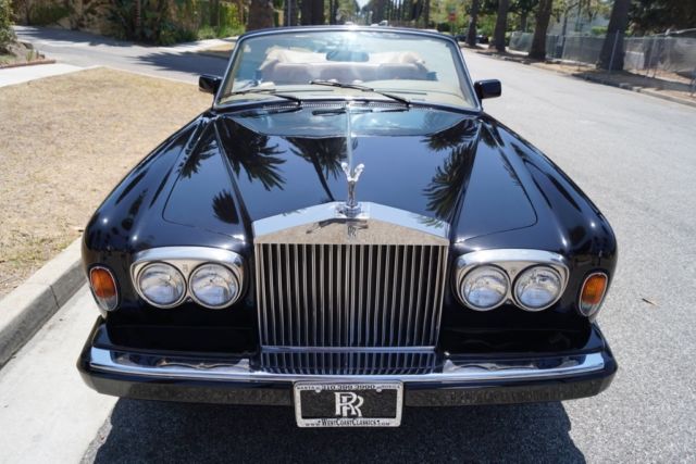 1986 Rolls-Royce Corniche II IN RARE 'MASONS BLACK' OVER 'TAN' LEATHER - photo 7