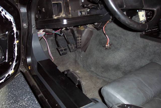 1986 Chevrolet Corvette Base Hatchback 2-Door - photo 13