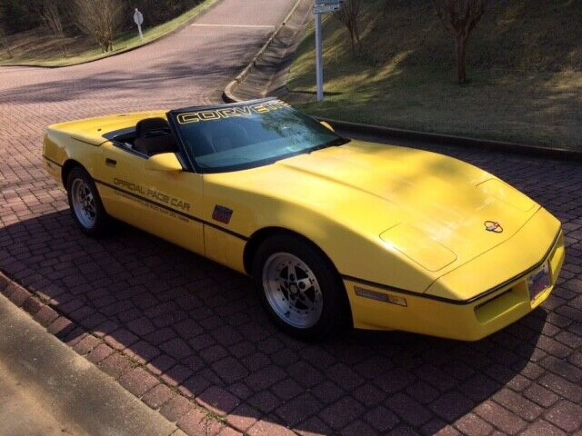 1986 CORVETTE CONVERTABLE "PACE CAR " " NO RESERVE " 1986 Chevrolet Corvette