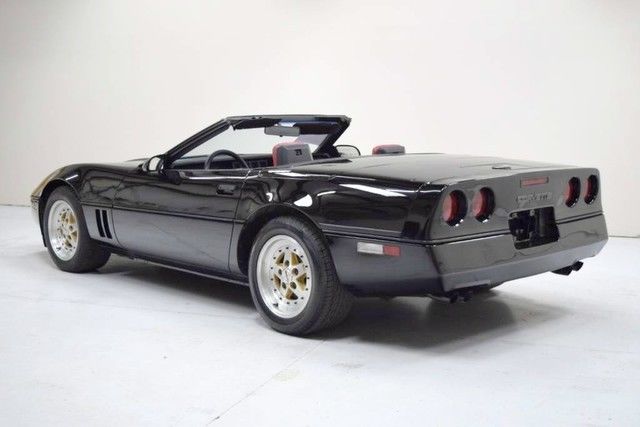 1986 Chevrolet Corvette Indianapolis 500 Pace Car Convertible 2-Door - photo 7