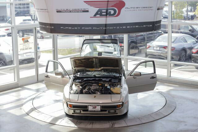1986 Porsche 944 Coupe - photo 11