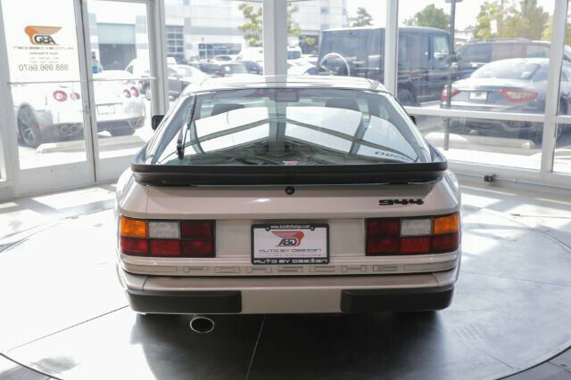 1986 Porsche 944 Coupe - photo 6