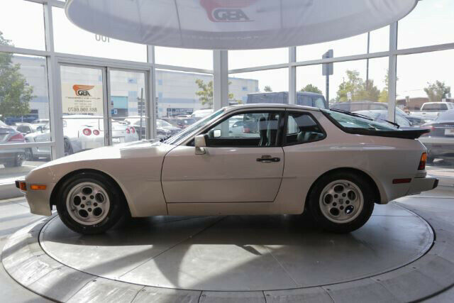 1986 Porsche 944 Coupe - photo 8