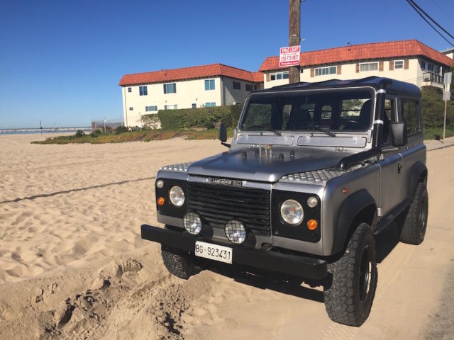1986 D90 Top condition, collector's Item minor wear & tears completely restored 1986 Land Rover Defender